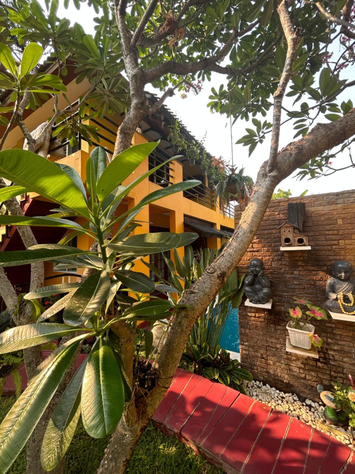 Lamduan Boutique Homestay Chiang Mai Buitenkant foto