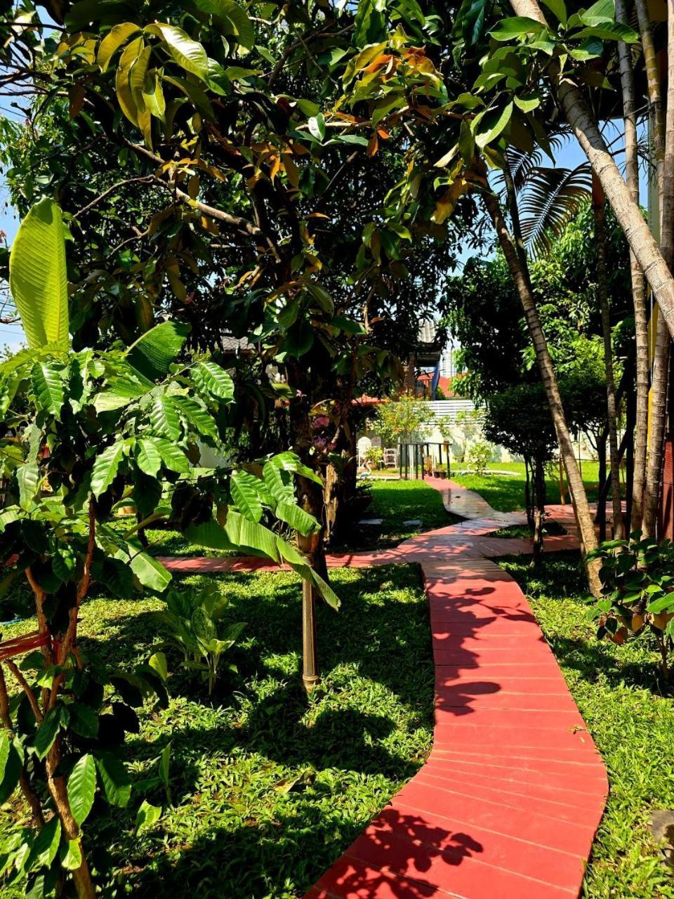 Lamduan Boutique Homestay Chiang Mai Buitenkant foto
